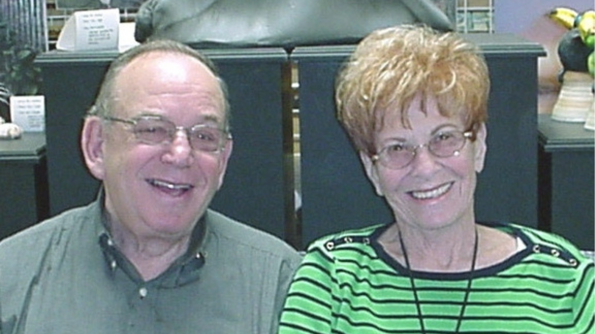 gloria barker